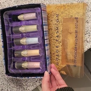 Color fashion body powder